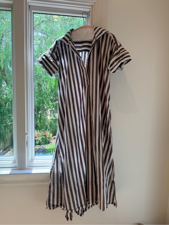 Banana Republic Dresses & Skirts - Banana Republic Brown and White Striped Midi Shirt Dress poplin
